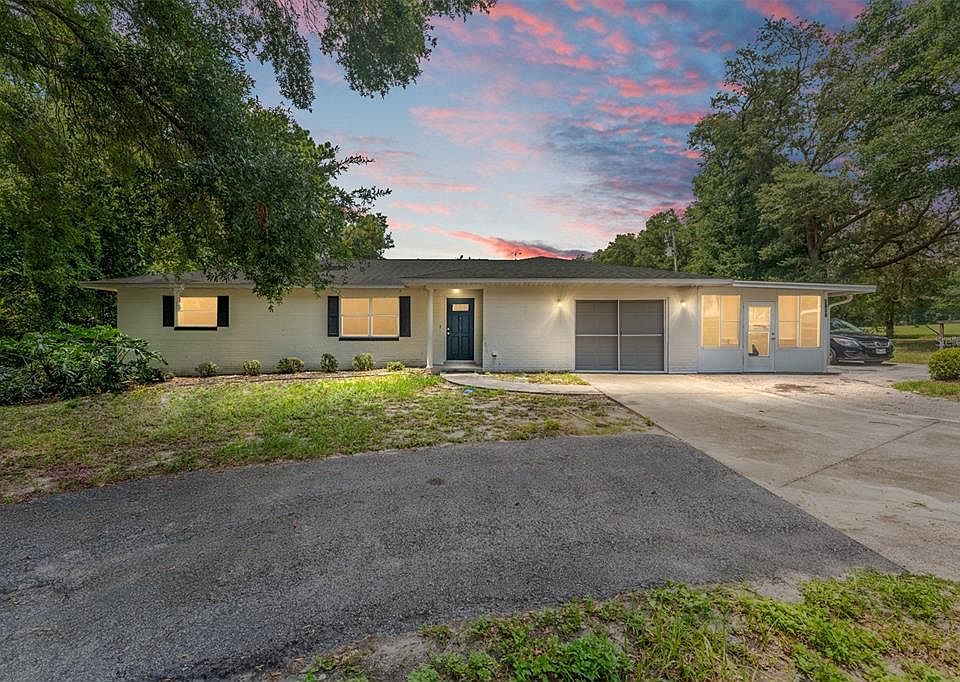 1st image of 2439 Griffin Ave