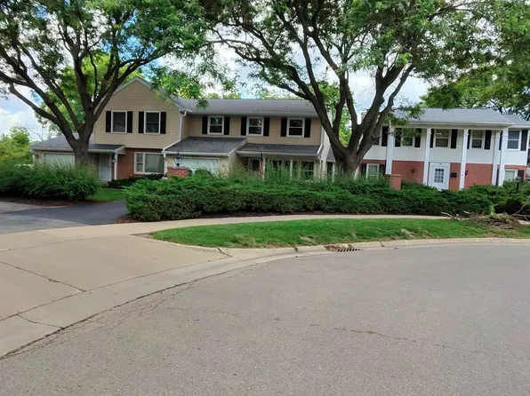 40 Whitcomb Cir #15-D, Madison, WI 53711