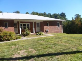 245 Kent Rd #B, Springfield, MA 01129