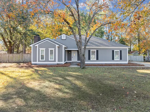 2212 Arrowwood Dr, Albany, GA 31721