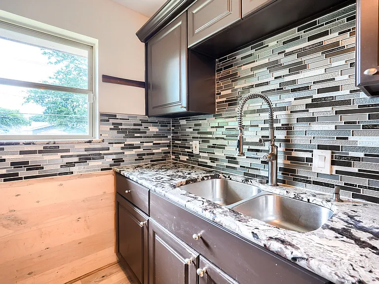 1246 Woodburn Trl — Photo 14
