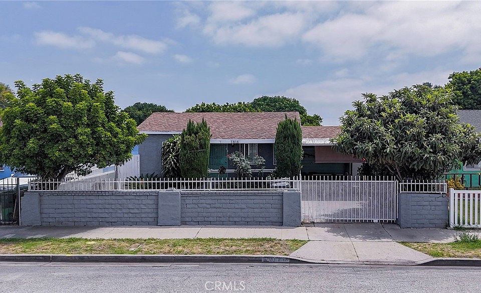 1st image of 1818 N Rose Ave