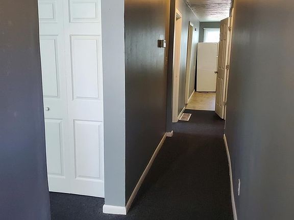 3rd image of 214 W Corunna Ave Unit 3