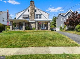 140 Upland Rd, Havertown, PA 19083