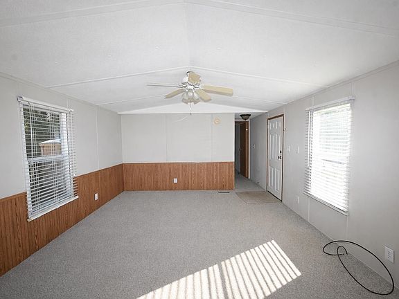 3rd image of 762 West Bear Grass Rd.