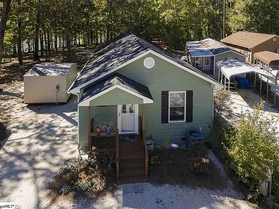 3rd image of 234 Newbury Cir