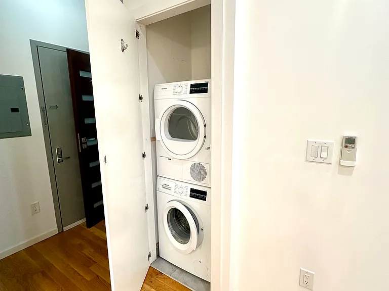 189 Java St #2 — Photo 10