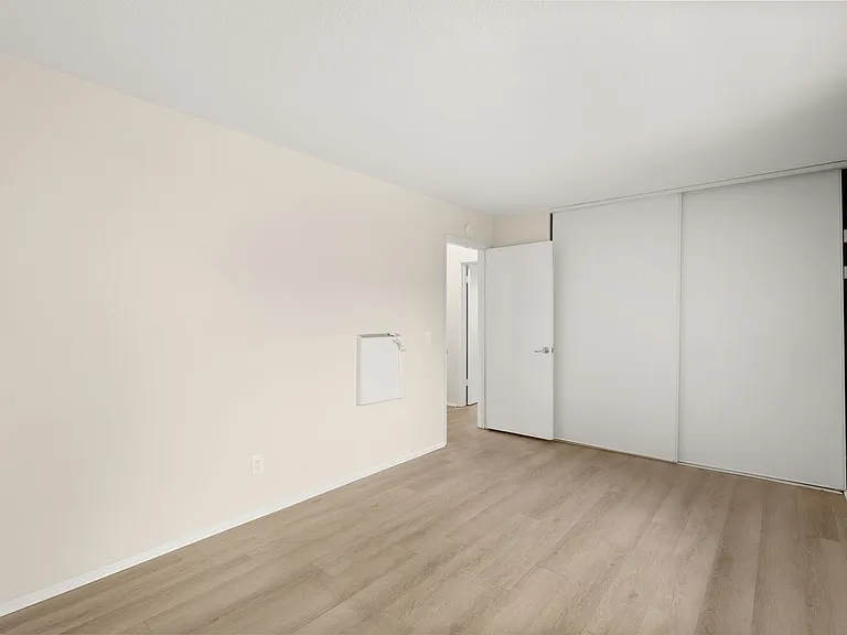 Applewood Apartments — Photo 93