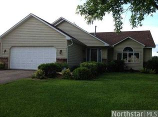 999 Boston Hill Rd, Eagan, MN 55123