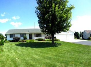 2100 39th Ave, Sterling, IL 61081