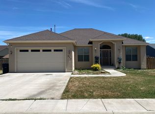 914 Duke Dr, Alamosa, CO 81101