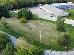 1 Lakeside Ln, Fox Lake, IL 60020