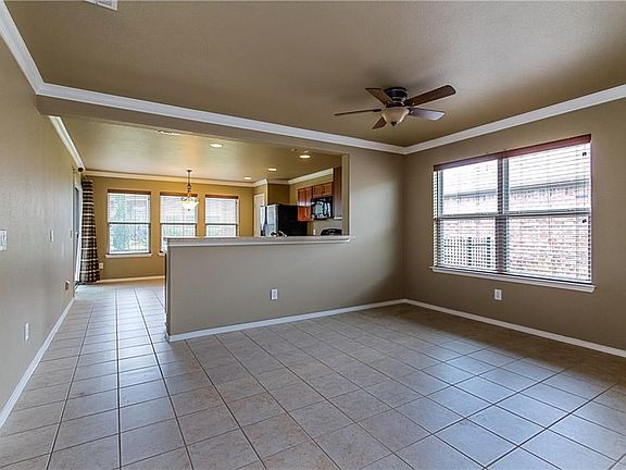 5th image of 7855 Estancia Dr