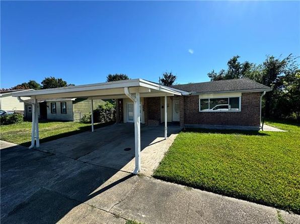 3650 Dickens Dr