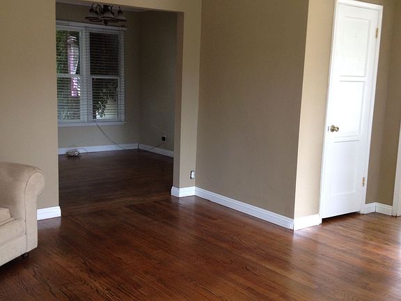 Den opened up into LR