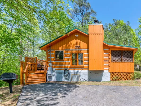 2336 Hidden Mountain Rd, Sevierville, TN 37876