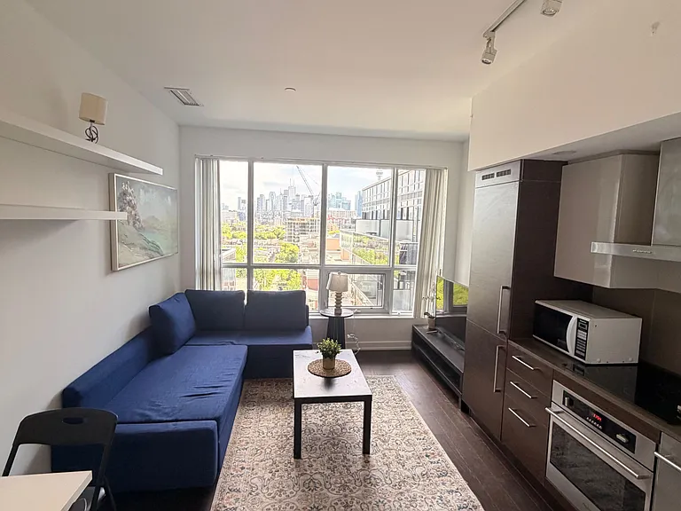 1030 King St W #1008 — Photo 6