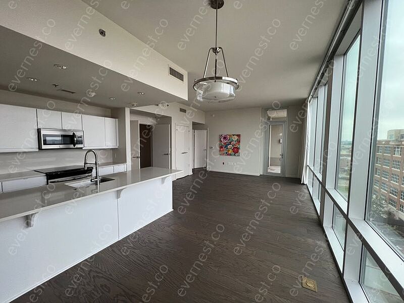 1st image of 315 Rock St APT 807