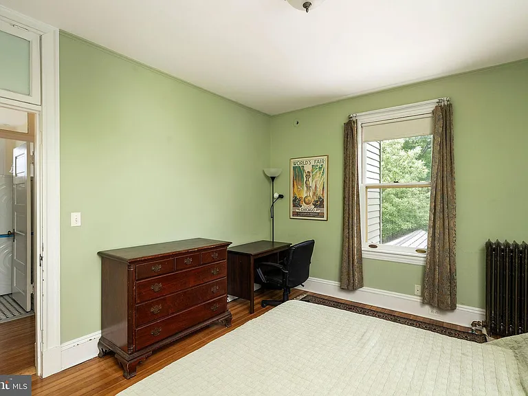 2 Hamilton Ave — Photo 7