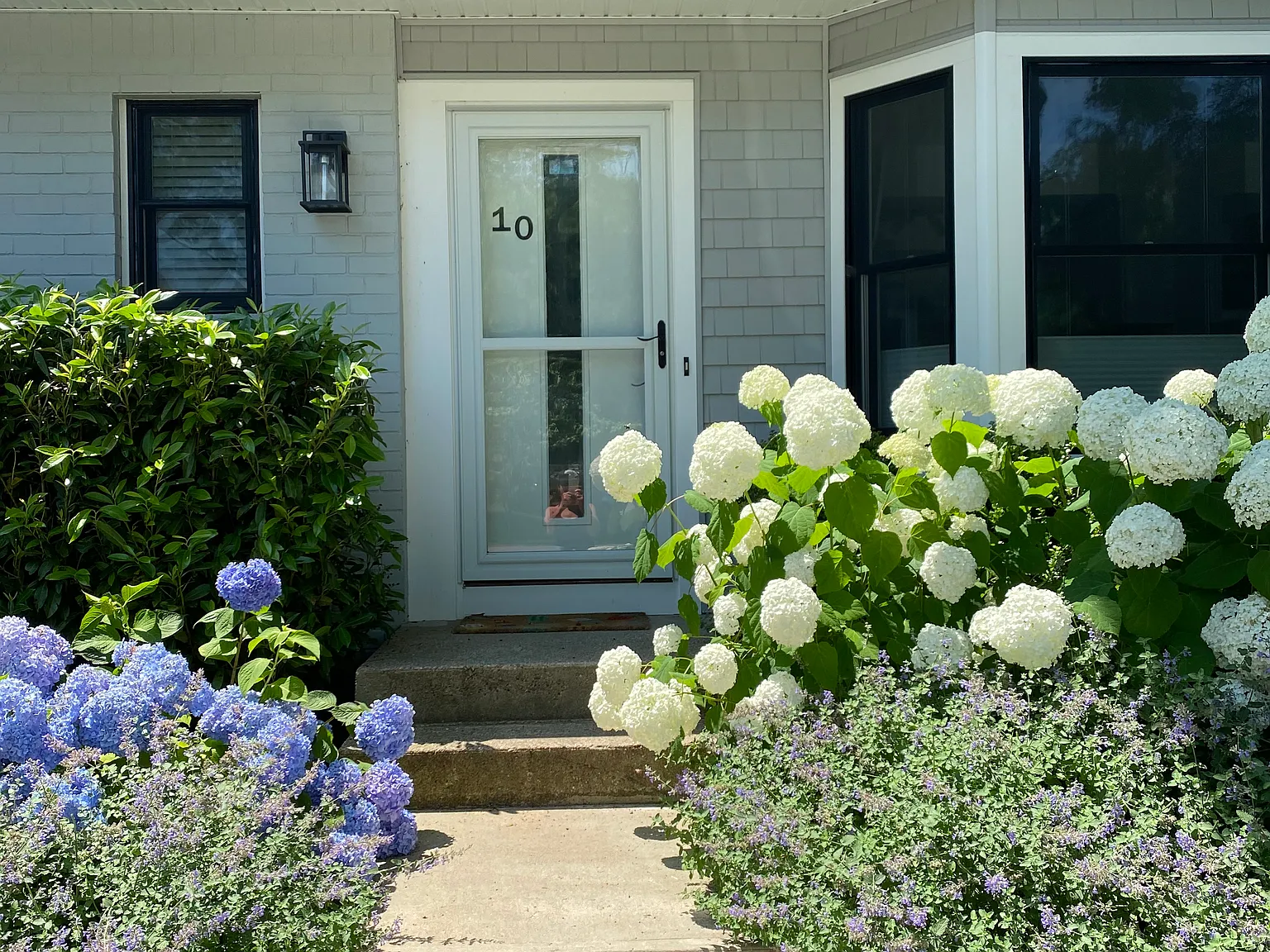 50 Hubbard Ln — Photo 2