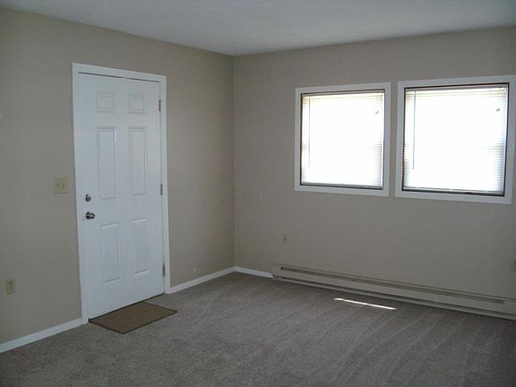 3rd image of 275 Barnhart St
