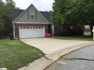12 Hunterdon Ct, Simpsonville, SC 29680