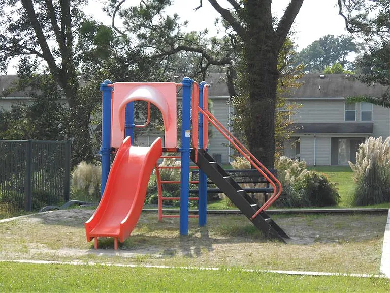 Peachwood Place Apartments — Photo 6