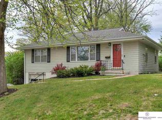 7526 Vinton St, Omaha, NE 68124