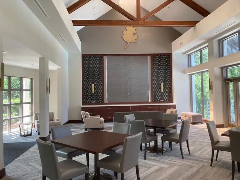 Oakwood Ter — Photo 11