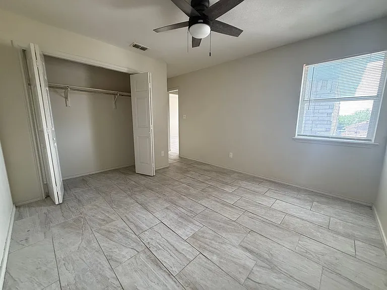 1802 Oasis Dr #206 — Photo 9