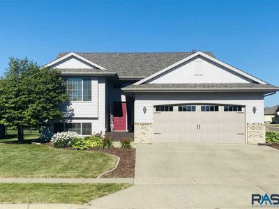 2201 S Ollerich Ave, Sioux Falls, SD, 57106