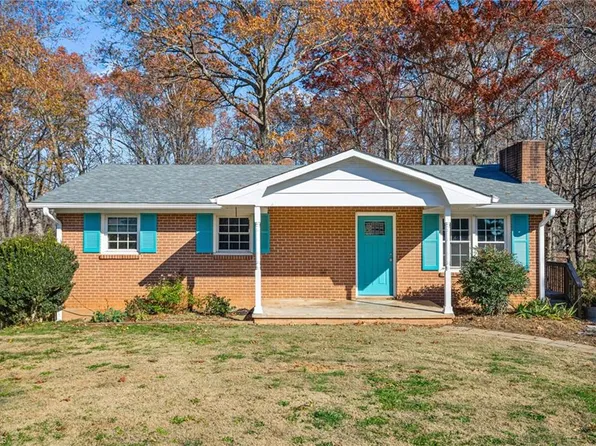 1600 State Highway 772 Pne, Pine Hall, NC 27042