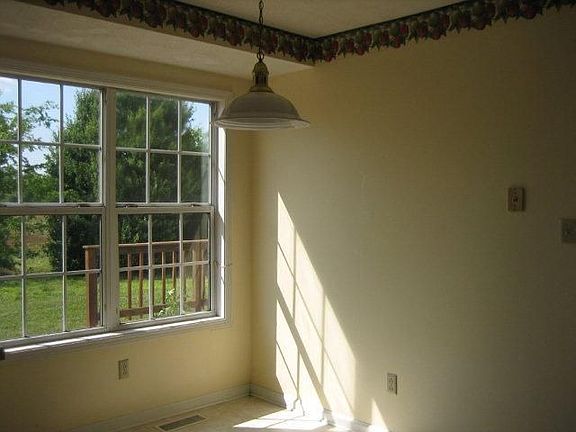 4th image of 8646 Kingman Ct