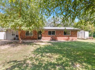 129 Oak Ln, Crestview, FL 32536