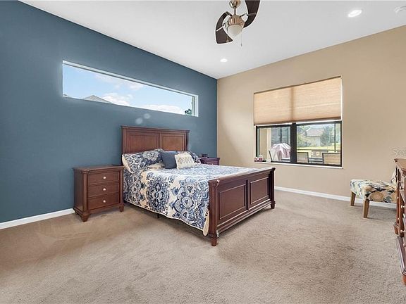 3rd image of 38723 Oak Place Ct