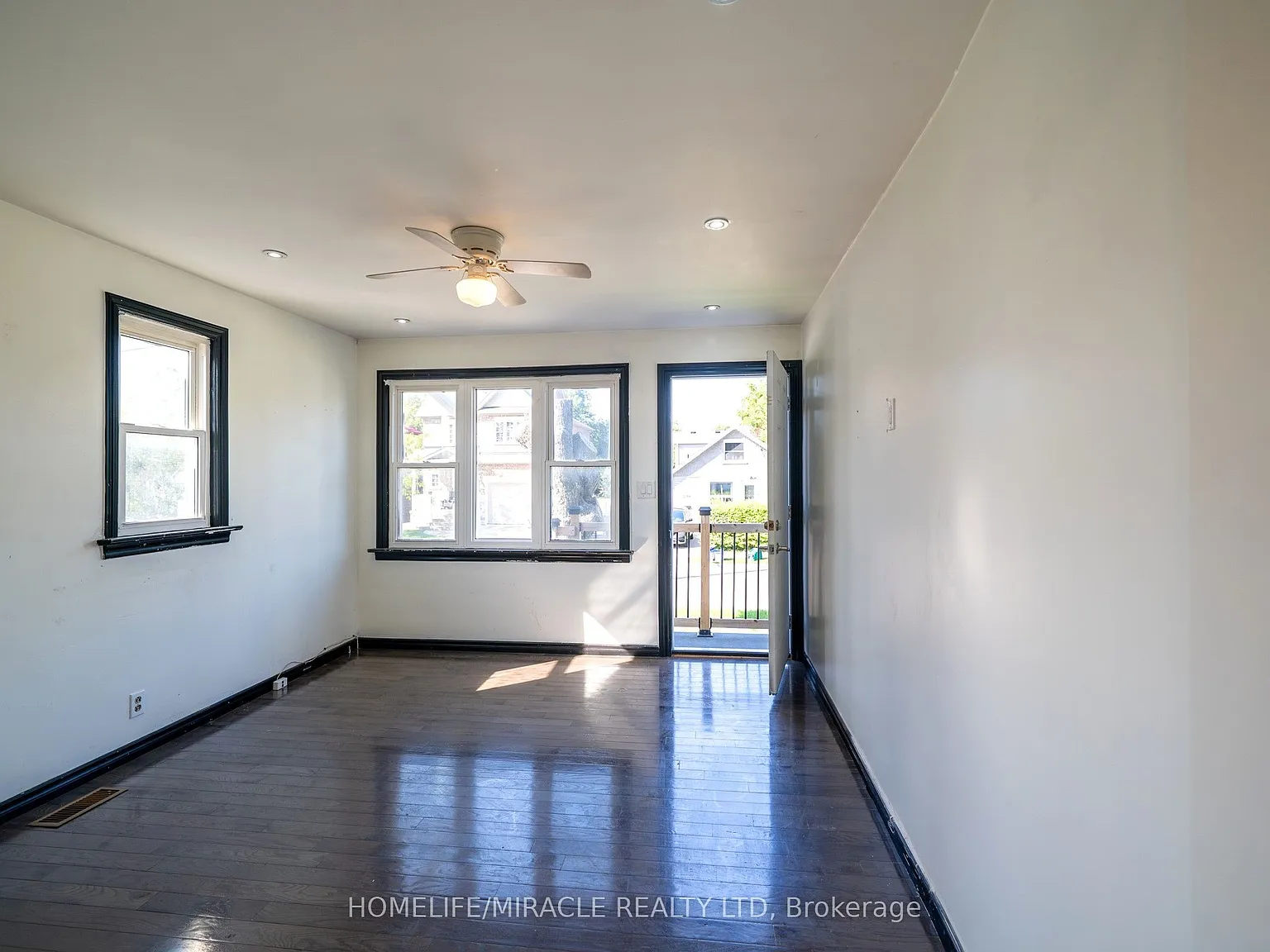 2 bed, $2,400 — Photo 2