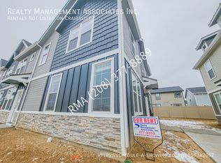 6053 S Boddington Ln, Boise, ID 83709