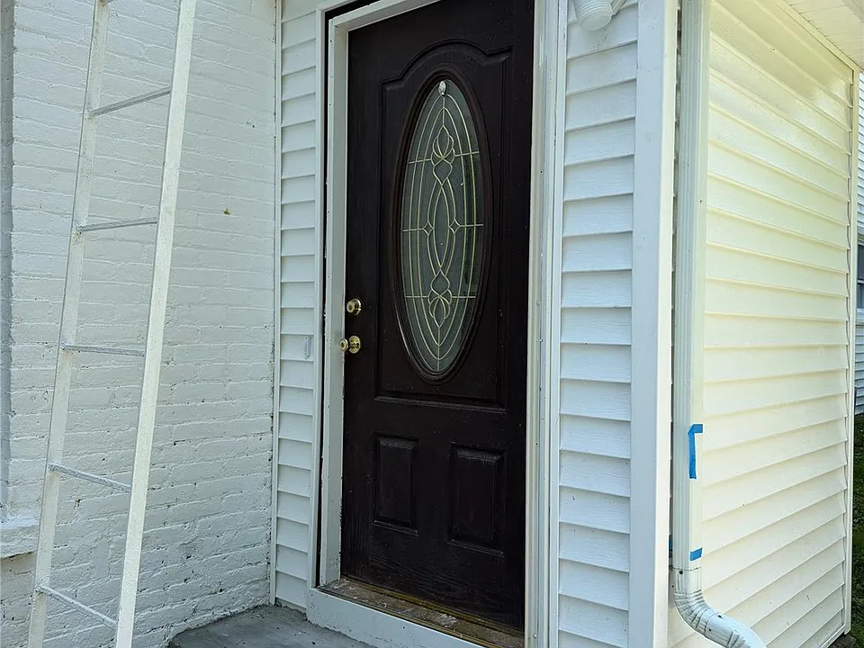 50 S Montgomery St #4