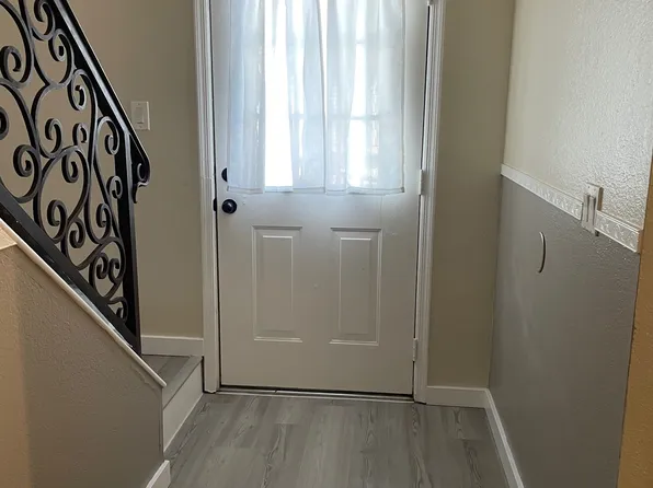1601 N Saba St, Chandler, AZ