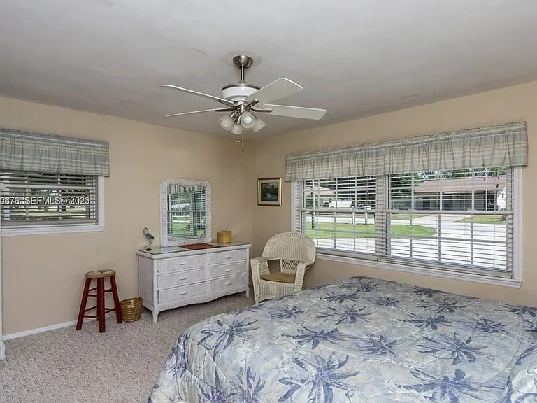 1608 Lake Clay Dr — Photo 15