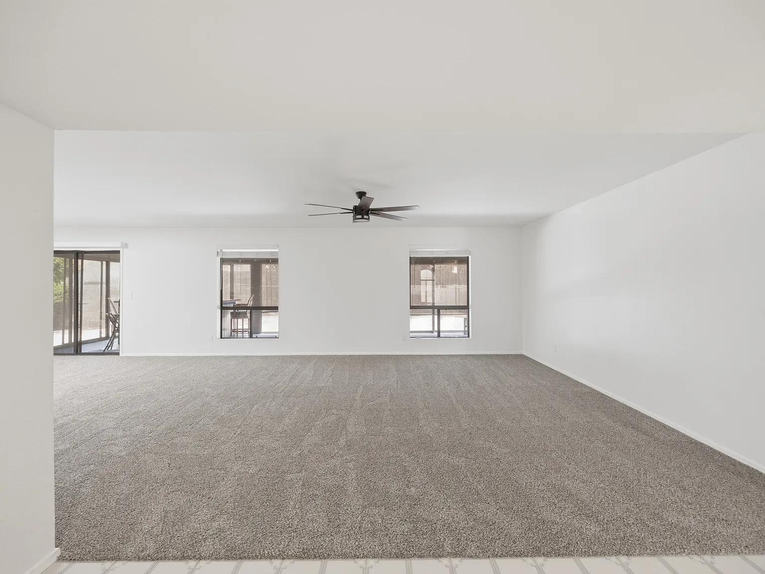 3 bed, 1971 sqft, $2,299 — Photo 3