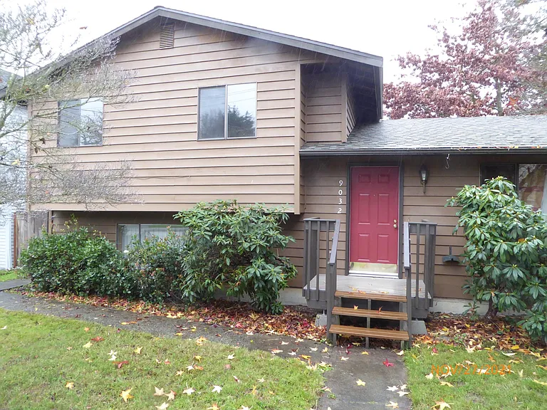 9032 8th Ave NW — Photo 5
