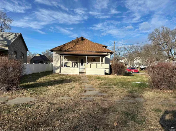 713 20th St, Belleville, KS 66935