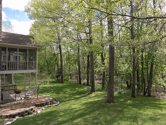 2nd image of 118 Wildwood Bay Drive