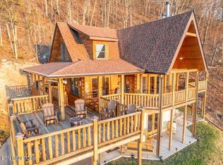4015 Ravens Den Way, Sevierville, TN 37862