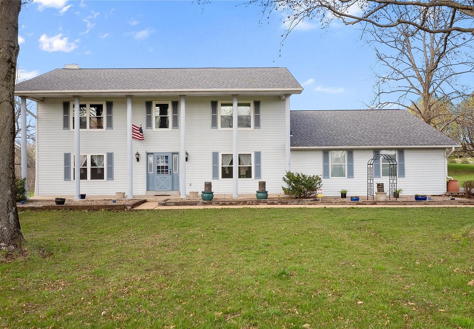 17620 Old Jamestown Rd, Florissant, MO 63034 Zillow