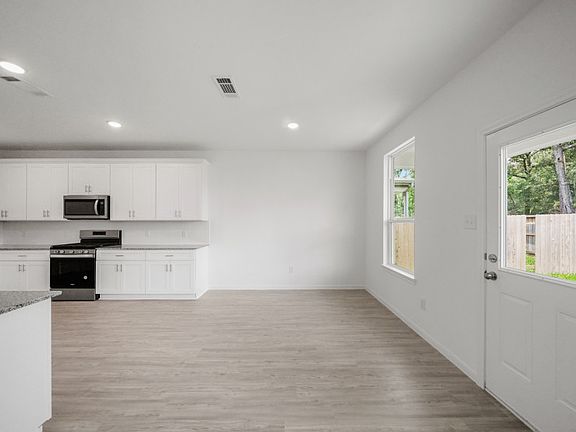 3rd image of 24631 Applewood Crest Ln