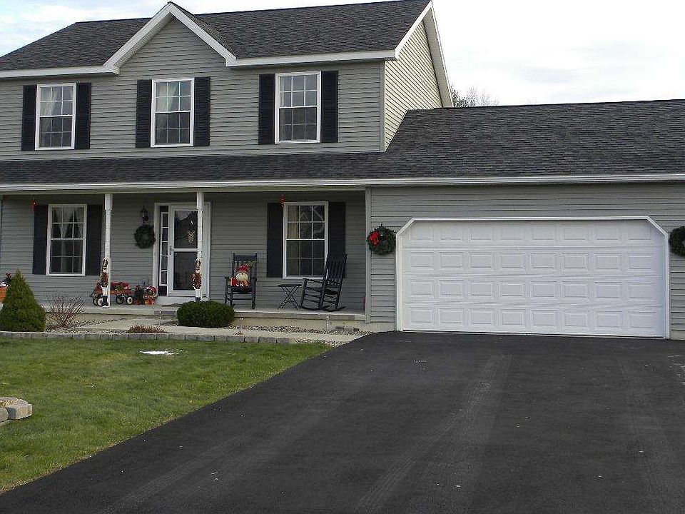 1st image of 17 Camber Ct