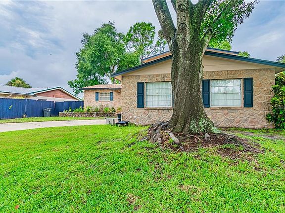 3rd image of 7508 Oakvista Cir