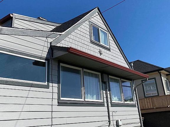 2nd image of 636 NW Lee St